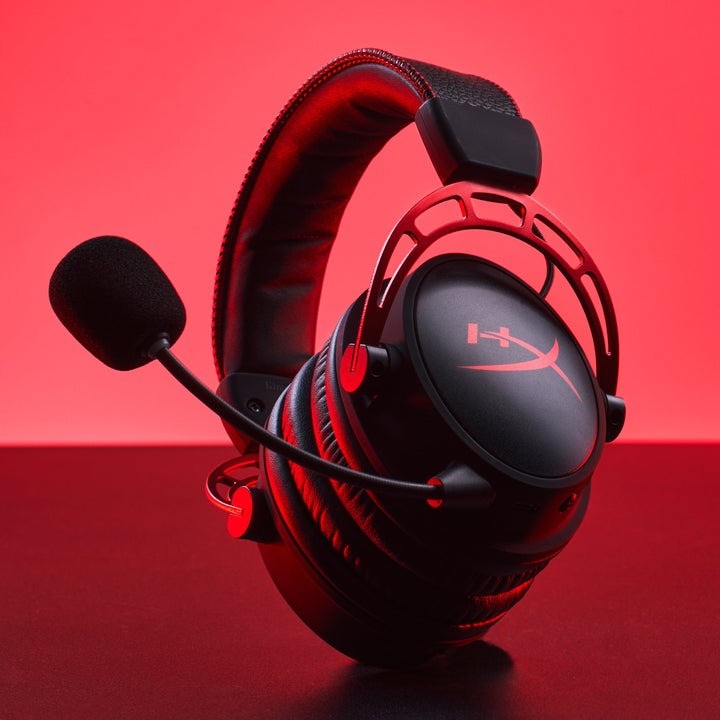 HyperX Cloud Alpha Wireless Review - Extra Long Battery Life - World Of ...